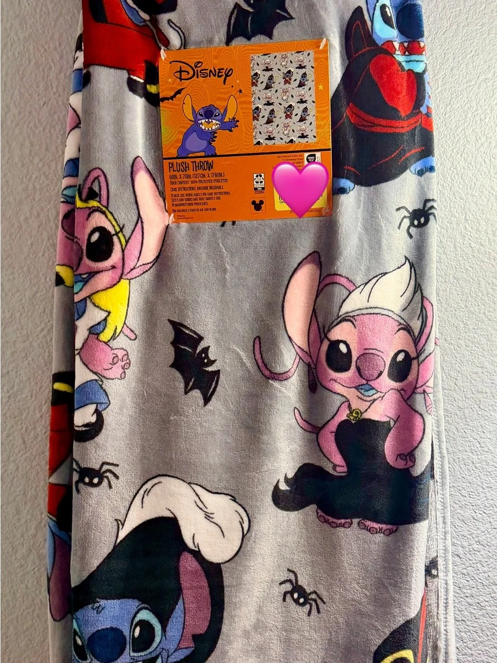 Disney Halloween Villains Stitch & Angel.   Ursula, Alice , Captain Hook , Jafar